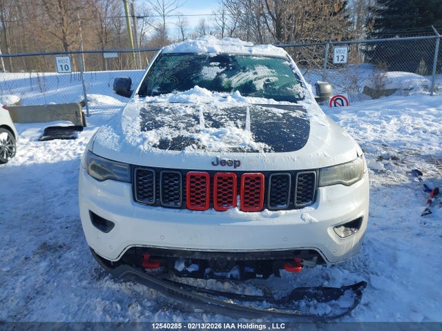 1C4RJFLG2JC243583 Jeep Grand Cherokee Trailhawk