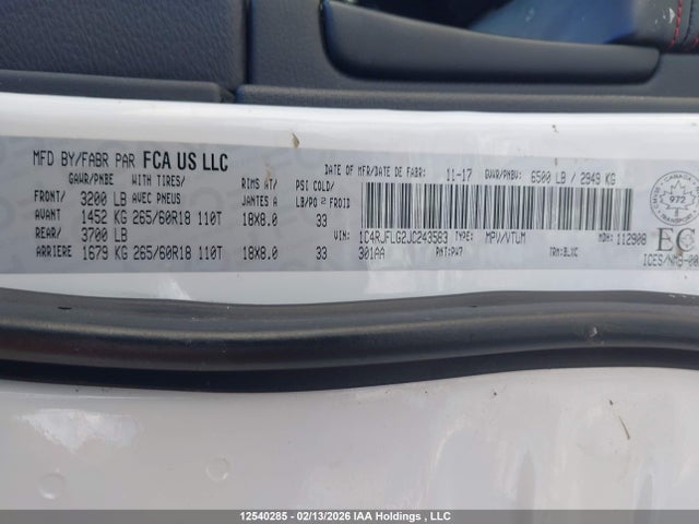 1C4RJFLG2JC243583 Jeep Grand Cherokee Trailhawk