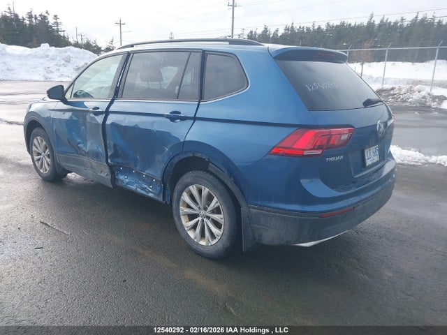 3VV0B7AX5KM157040 Volkswagen TIGUAN S