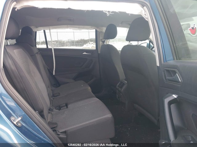 3VV0B7AX5KM157040 Volkswagen TIGUAN S