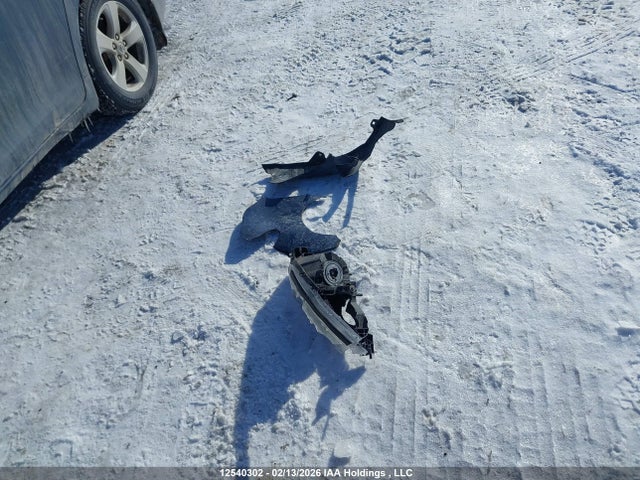 5TDKK3DC1FS652463 Toyota Sienna Le V6