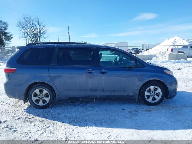 5TDKK3DC1FS652463 Toyota Sienna Le V6