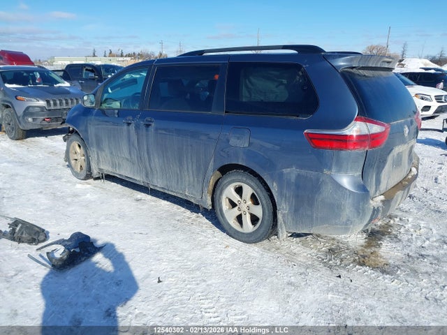 5TDKK3DC1FS652463 Toyota Sienna Le V6