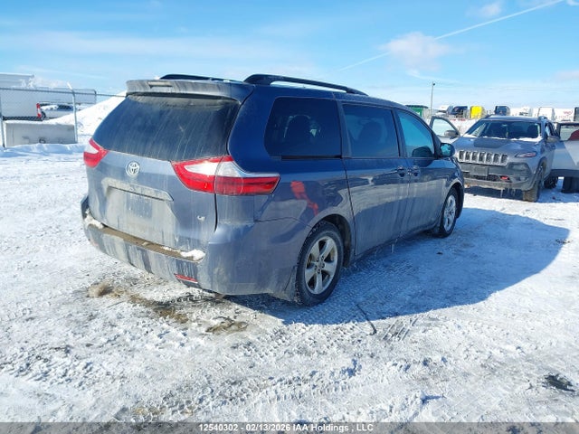 5TDKK3DC1FS652463 Toyota Sienna Le V6