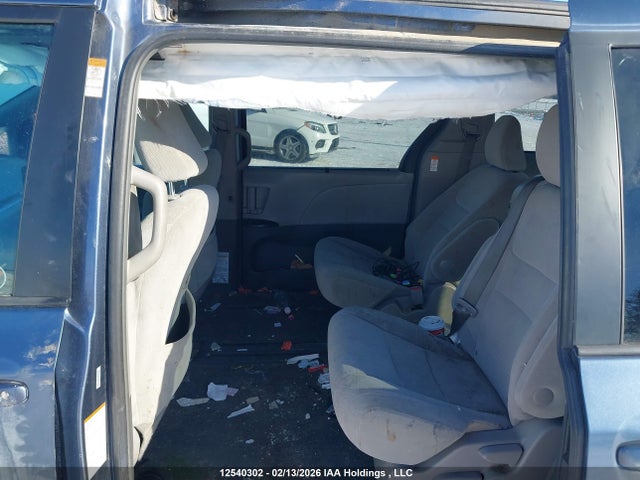 5TDKK3DC1FS652463 Toyota Sienna Le V6