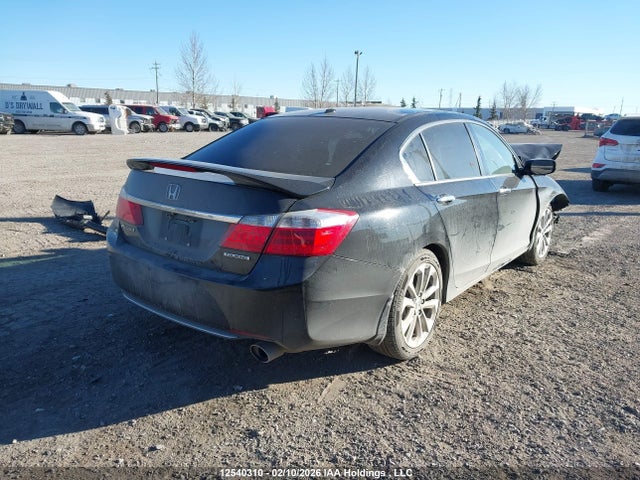 2015 Honda Accord Touring მანქანა იყიდება აუქციონზე, vin: 1HGCR2F92FA802753, აუქციონის ნომერი: 12540310