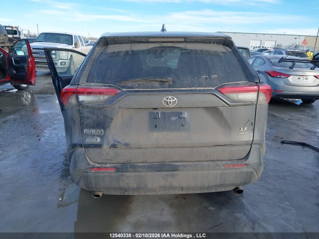 2T3B1RFVXPW332823 Toyota RAV4 LE