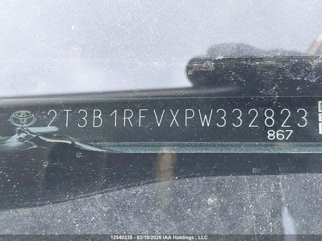 2T3B1RFVXPW332823 Toyota RAV4 LE