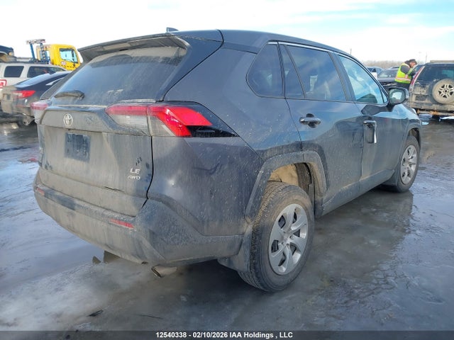 2T3B1RFVXPW332823 Toyota RAV4 LE
