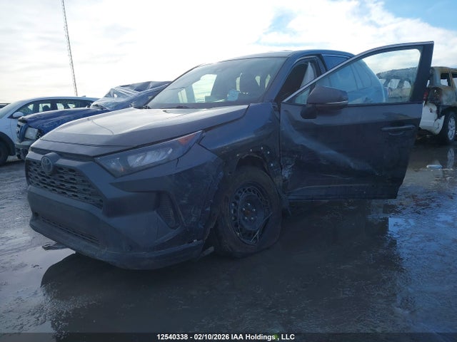 2T3B1RFVXPW332823 Toyota RAV4 LE