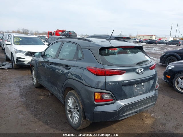 12540366 :رقم المزاد ، KM8K22AAXJU156512 vin ، 2018 Hyundai Kona 2.0l Preferred مزاد بيع