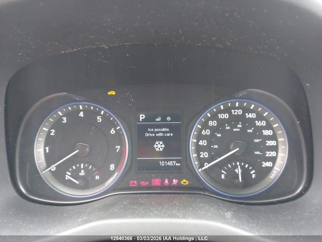 12540366 :رقم المزاد ، KM8K22AAXJU156512 vin ، 2018 Hyundai Kona 2.0l Preferred مزاد بيع