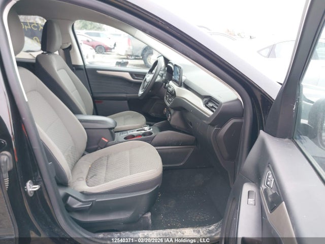Продажа на аукционе авто 2022 Ford Escape, vin: 1FMCU9G66NUB04469, номер лота: 12540371