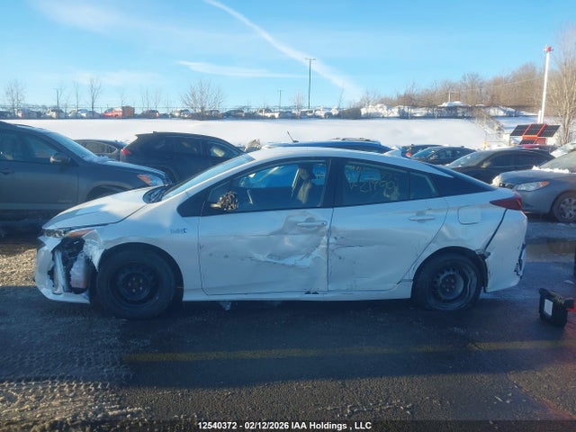 JTDKAMFP0N3219001 Toyota PRIUS PRIME
