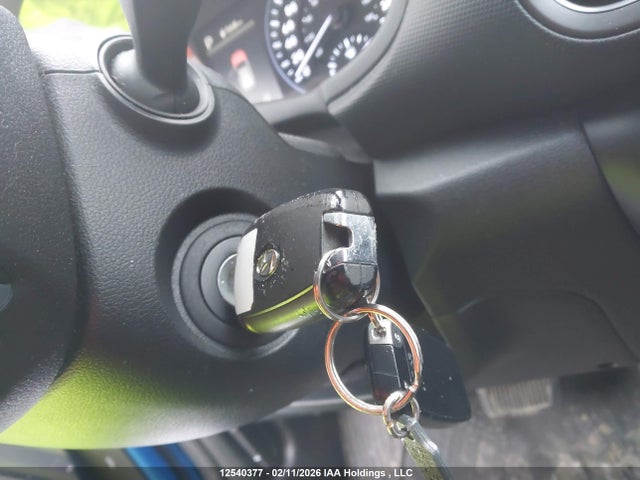 KM8K12AB9NU810613 Hyundai Kona Essential