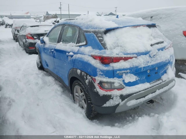 KM8K12AB9NU810613 Hyundai Kona Essential