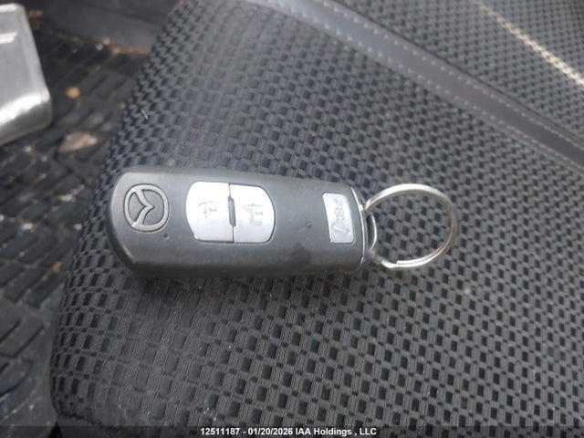3MZBN1L79JM219236 Mazda Mazda3 50th Anniversary Edition/gs