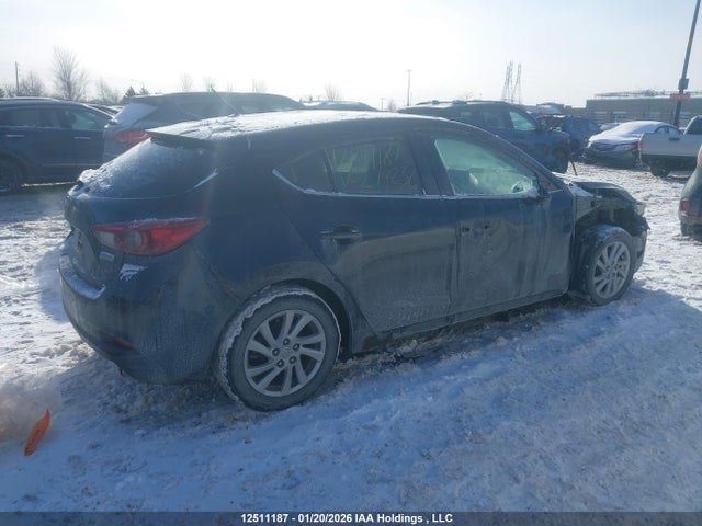 3MZBN1L79JM219236 Mazda Mazda3 50th Anniversary Edition/gs