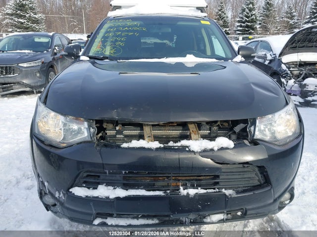 JA4JZ3AX7EZ607274 Mitsubishi Outlander Se