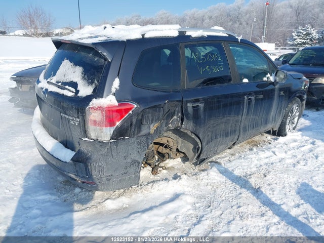 JF2SJHEC2JH538839 Subaru Forester 2.0xt Touring