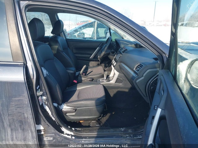 JF2SJHEC2JH538839 Subaru Forester 2.0xt Touring