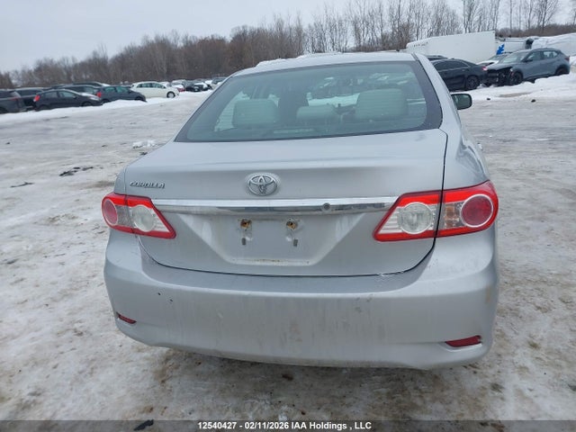 2013 Toyota Corolla Ce მანქანა იყიდება აუქციონზე, vin: 2T1BU4EE4DC932819, აუქციონის ნომერი: 12540427