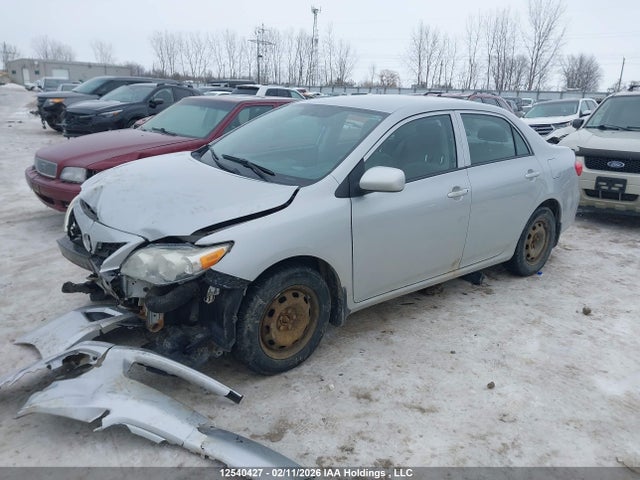 2013 Toyota Corolla Ce მანქანა იყიდება აუქციონზე, vin: 2T1BU4EE4DC932819, აუქციონის ნომერი: 12540427