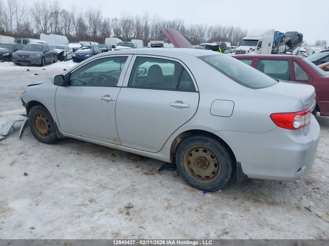 2013 Toyota Corolla Ce მანქანა იყიდება აუქციონზე, vin: 2T1BU4EE4DC932819, აუქციონის ნომერი: 12540427