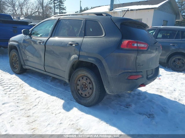 1C4PJMBS7FW520588 Jeep Cherokee Trailhawk