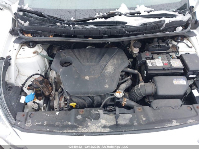 KMHCT4AE0HU305116 Hyundai ACCENT SE