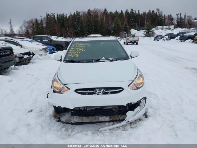 KMHCT4AE0HU305116 Hyundai ACCENT SE