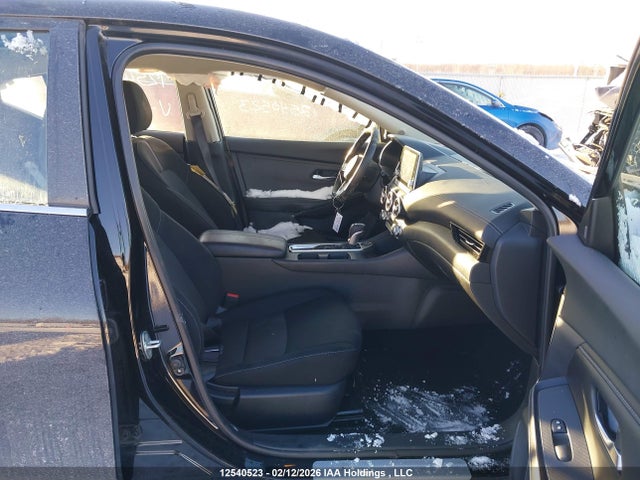 3N1AB8CV1NY260945 Nissan Sentra