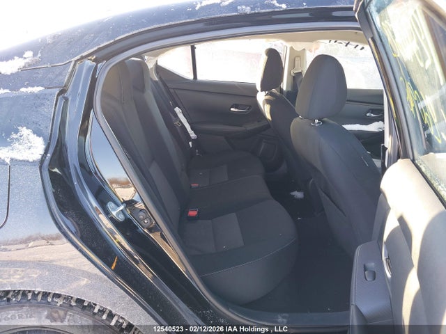3N1AB8CV1NY260945 Nissan Sentra