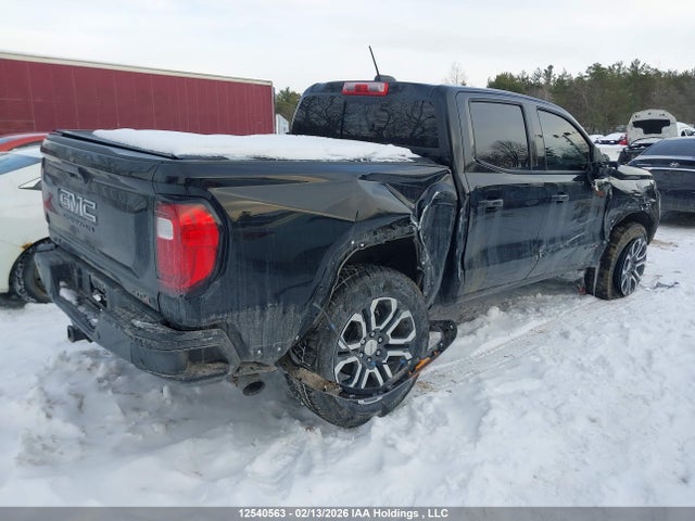 1GTP6DEK2R1166610 GMC Canyon At4