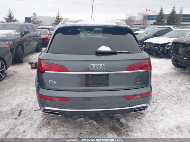WA1EAAFY2M2096627 Audi Q5 45 Progressiv