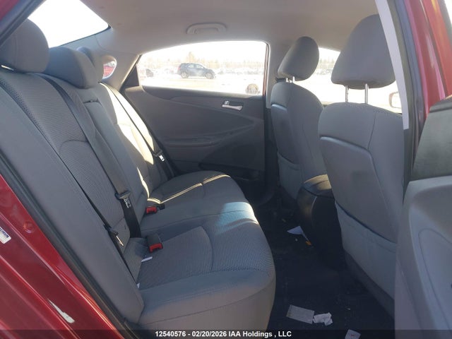 5NPEB4AC7EH922677 Hyundai SONATA GL