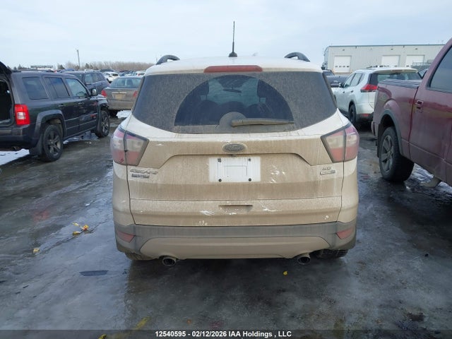12540595 :رقم المزاد ، 1FMCU9GD4JUC82647 vin ، 2018 Ford Escape Se مزاد بيع