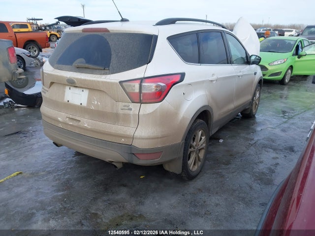 12540595 :رقم المزاد ، 1FMCU9GD4JUC82647 vin ، 2018 Ford Escape Se مزاد بيع