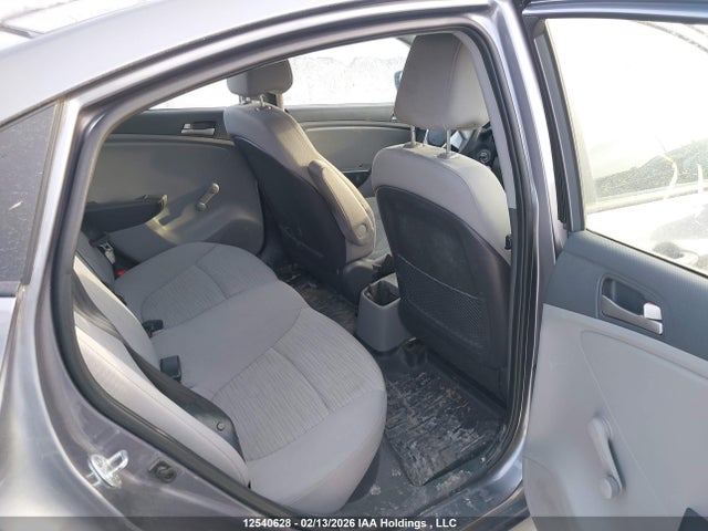 KMHCT4AE6GU081915 Hyundai ACCENT SE