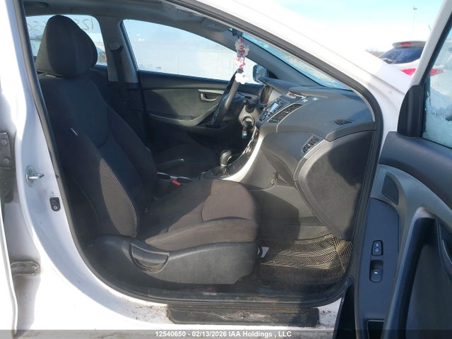 KMHDH4AE9GU570590 Hyundai Elantra Se/sport/limited