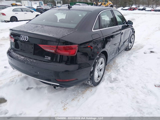 WAUB8GFF3H1062372 Audi A3 2.0t Komfort
