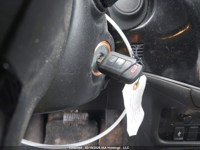 JA4AZ2A38KZ604290 Mitsubishi Outlander Es