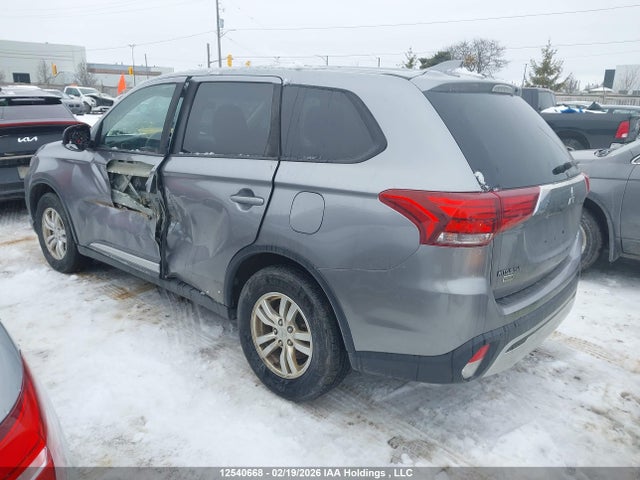 JA4AZ2A38KZ604290 Mitsubishi Outlander Es