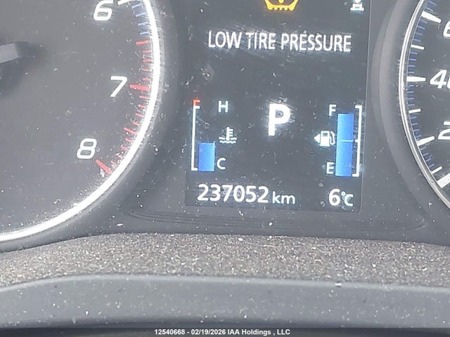 JA4AZ2A38KZ604290 Mitsubishi Outlander Es