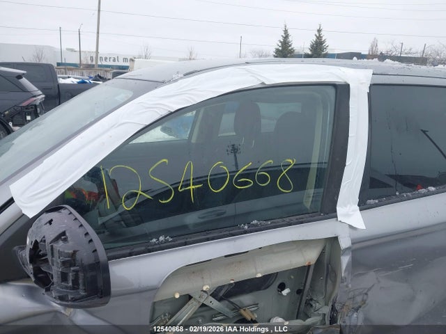 JA4AZ2A38KZ604290 Mitsubishi Outlander Es