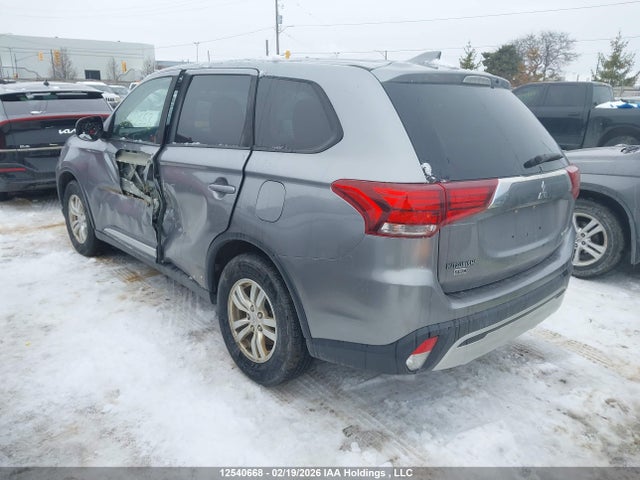 JA4AZ2A38KZ604290 Mitsubishi Outlander Es