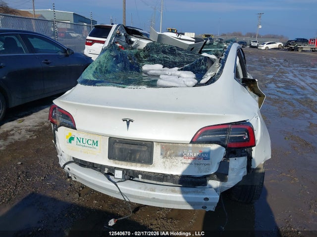 5YJ3E1EB1PF694224 Tesla MODEL 3