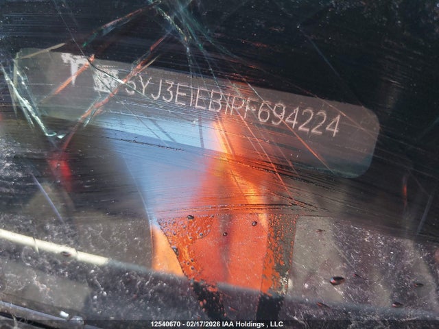 5YJ3E1EB1PF694224 Tesla MODEL 3