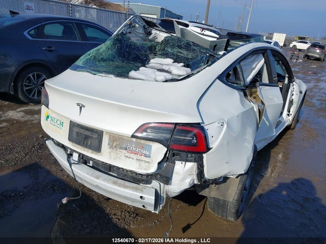 5YJ3E1EB1PF694224 Tesla MODEL 3