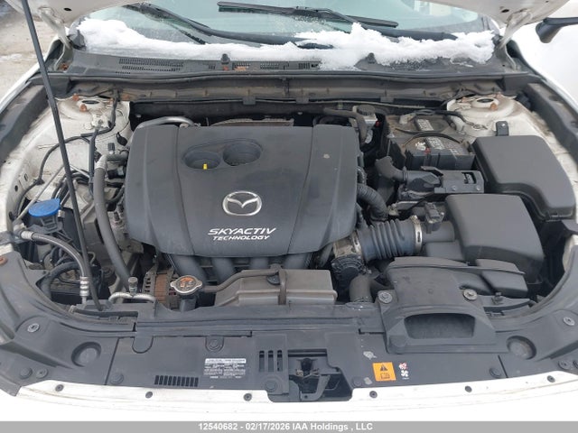 3MZBN1K75JM225861 Mazda Mazda3 Gx